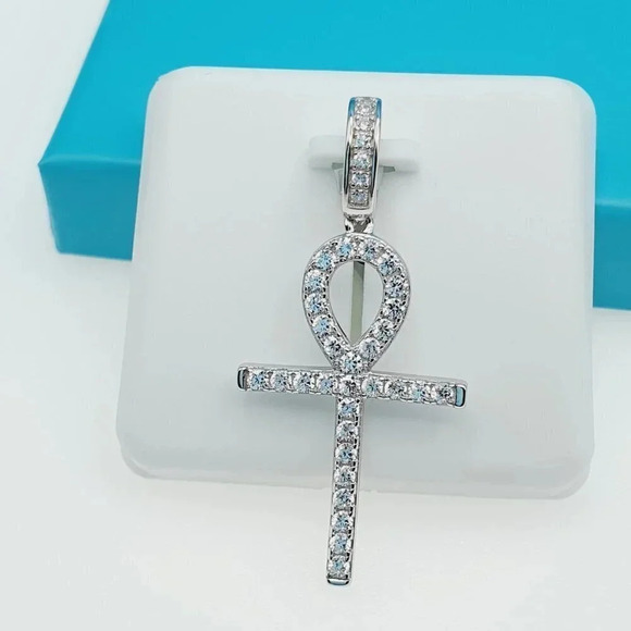 "925 Sterling Silver CZ Beautiful Pendant for Women, 1USPAR4014 - Picture 2 of 11